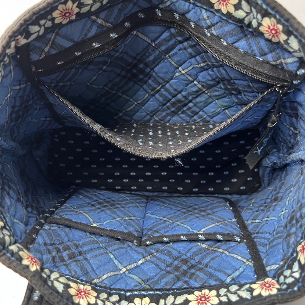 Vera Bradley Alpine Black Floral Toggle Closure Pocketbook - Picture 10 of 12